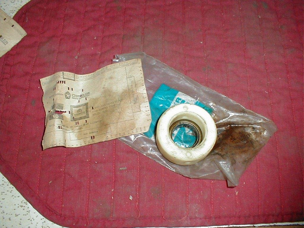 2016 Dodge Barracuda >> NOS Mopar Steering Column Lower Bearing Support 1967 All Auto Trans - Hiltop Auto Parts 2016 Dodge Barracuda >> NOS Mopar Steering Column Lower Bearing Support 1967 All Auto Trans - Hiltop Auto Parts
