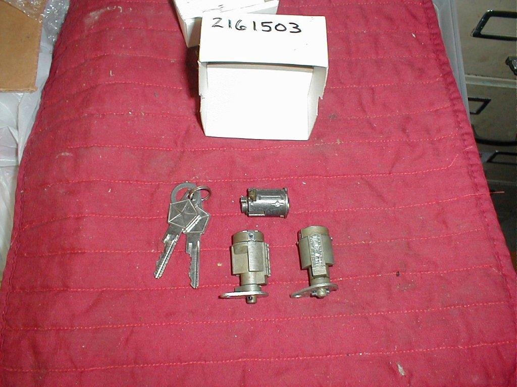 NOS Mopar Ignition & Door Locks 19604 Plymouth Dodge Chrysler Imperial