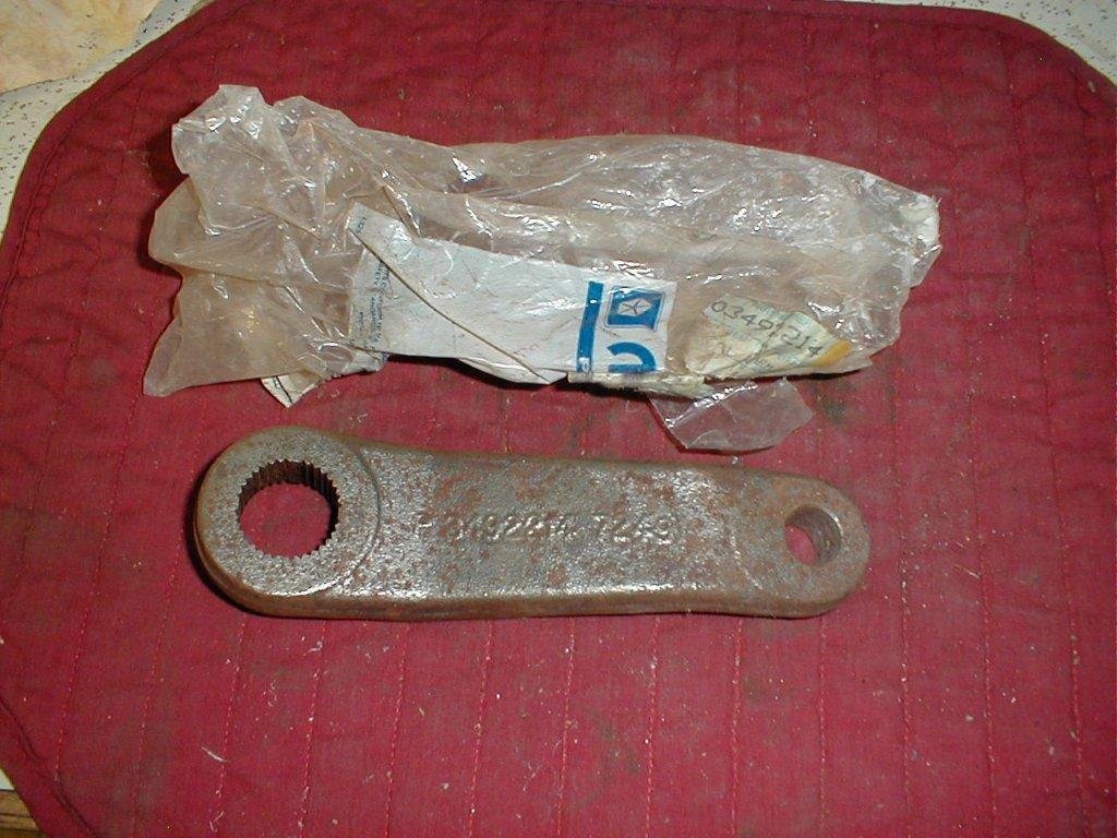 NOS Mopar Pitman Arm 19724 Dodge Truck D Series Models Power Steering