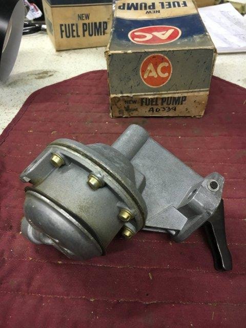 thumbnail image 2 of Mechanical Fuel Pump For Chrysler, Dodge, Plymouth Big Block (383, 413, 440, 426) – Carter Spec 2 of 6
