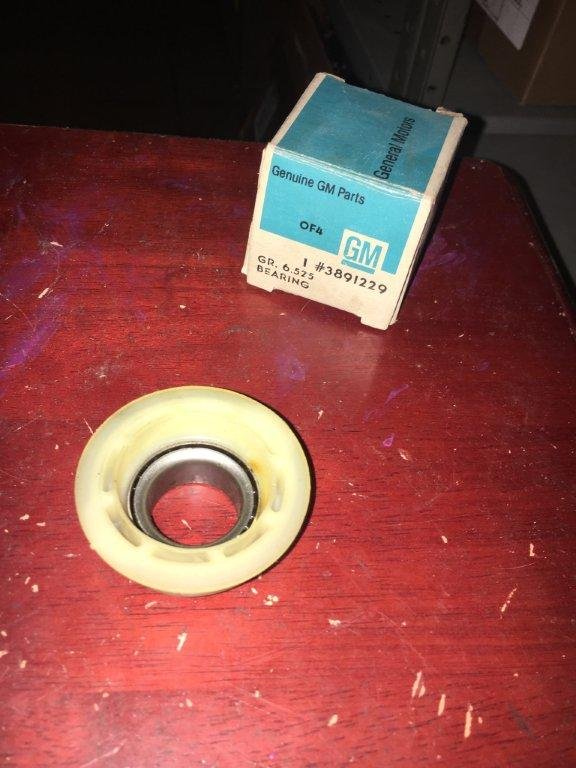 NOS GM Steering Column Lower Bearing 196783 Chevrolet 40 50 60 Series