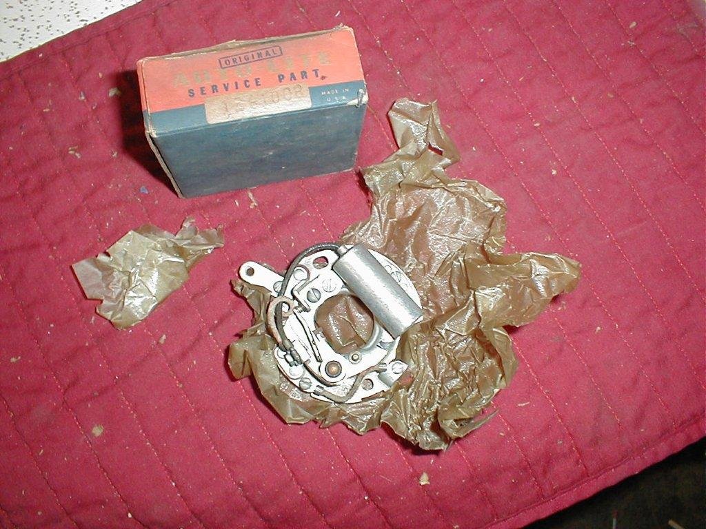 NOS Mopar Distributor Breaker Plate 1951-6 High Performance Models With Dual Point
