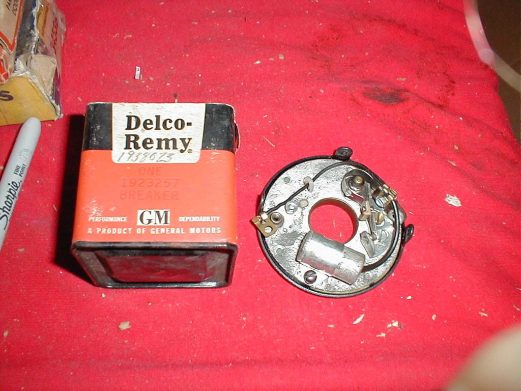 NOS Delco distributor Breaker Plate 194953 Oldsmobile 8 cylinder