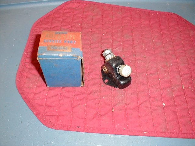 1939-54 Plymouth Dodge DeSoto Chrysler Exhaust Clamp & Hanger – National Mo-Parts 1939-54 Plymouth Dodge DeSoto Chrysler Exhaust Clamp & Hanger – National Mo-Parts